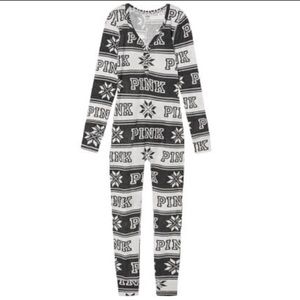 Victoria’s Secret: PINK pj’s